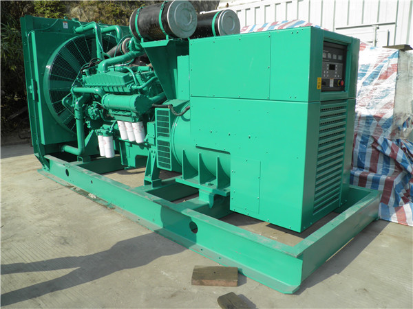 巴州发电车出租-柴油发电机散热器怎样散热