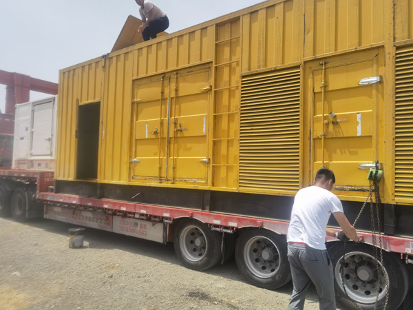 巴州发电机出租100KW发电机需要什么规格的电缆线？