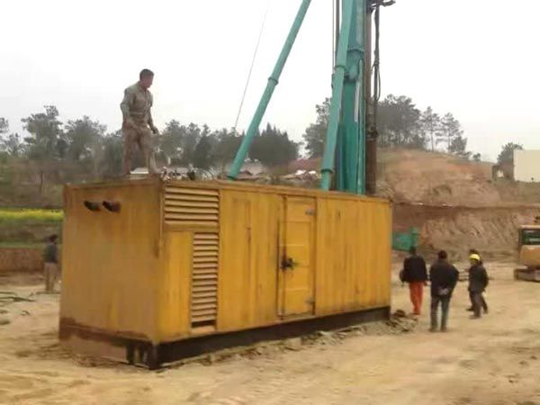 巴州如何判断水冷式机油散热器密封件是否需要更换？